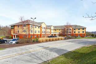 Furnished Studio – Pittsburgh - Carnegie Apartments