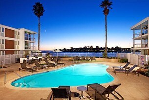 Breakwater at Marina del Rey Apartments