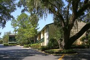 Regency Oaks Apartments