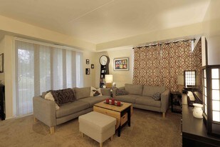 The Landing at Carneys Point Apartments