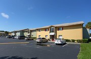 The Lodge at Woodlake Apartments