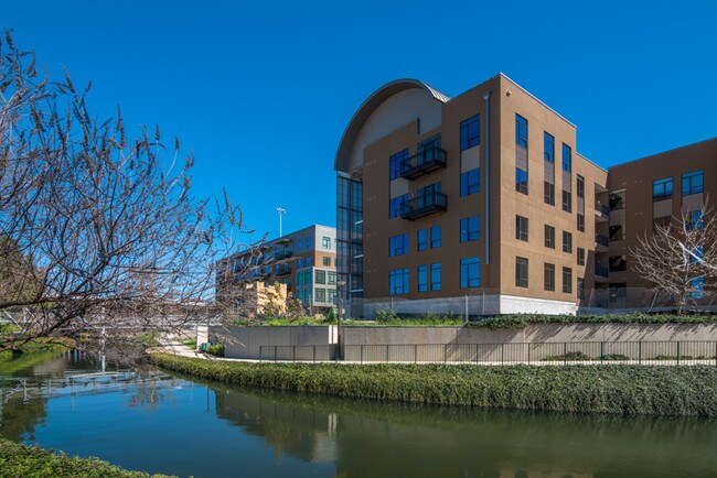 The River House Apartments