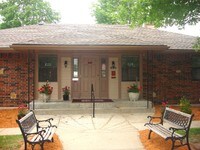 Sunnyside Garden Apartments and Duplexes