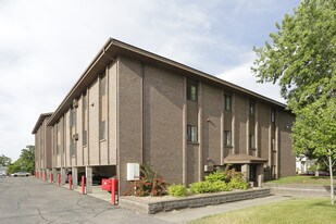 College Living St. Cloud Apartments