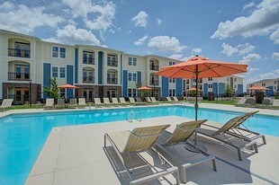 Comet Creek Apartments