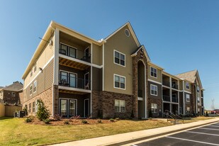 The Grand Reserve at Spring Hill Apartments