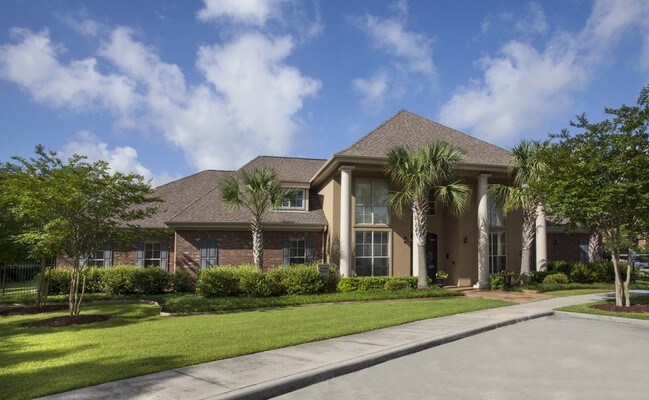 The Village at Fountain Lake Apartments