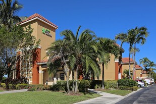 Furnished Studio – Boca Raton - Commerce Apartments