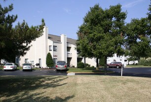 Indian Lakes Apartments