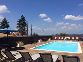 Grandview Pointe Apartments