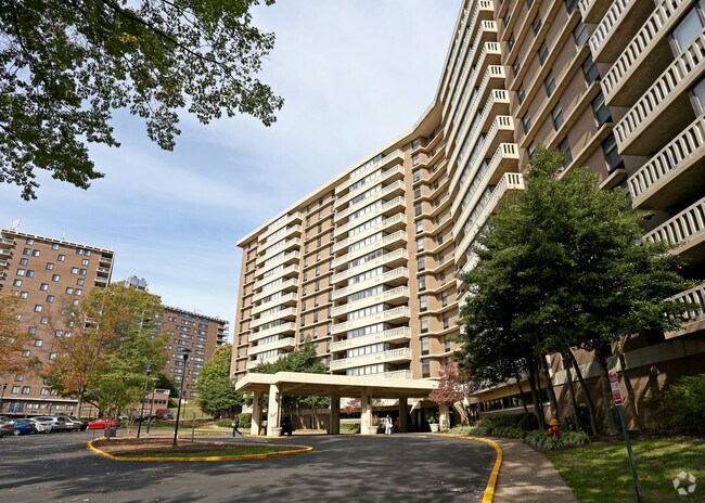 Towers at Wyncote Apartments