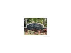 8363 Lake Dr Doral FL Apartments