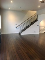 2335 Market St Oakland CA