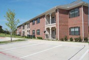 Legends at Lowes Farm Apartments