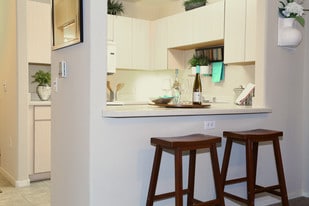 Pala Mesa Apartments