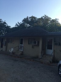 865 W Little York Rd Apartments