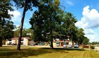Brookhollow Apartments