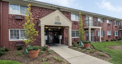 westmont apartments westmont il 60559 axis at westmont apartments rentals westmont il apartments westmont apartments westmont il 60559 axis at westmont apartments rentals westmont il apartments
