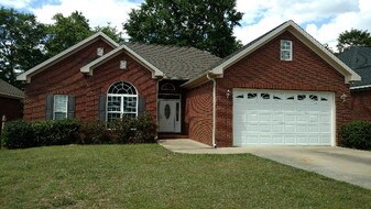 3 Bedroom Single-Family Home for Rent $1200