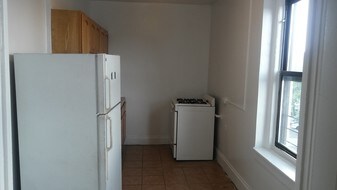 9422 210th St Queens NY Apartments