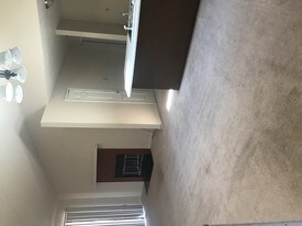 5 Crestmont Dr Charleston WV Apartments