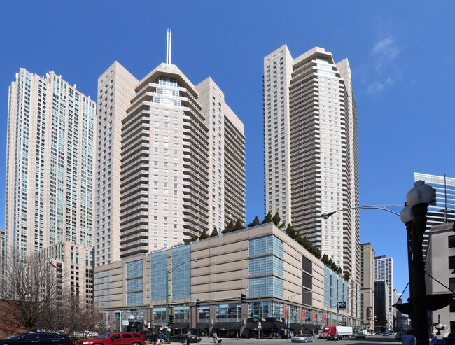 GRAND PLAZA Apartments
