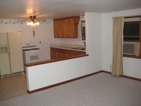 4210 S 22nd St Milwaukee WI Apartments
