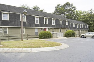 Centre at Peachtree Corners Apartments