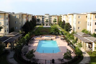 Chez Elan Apartment Homes