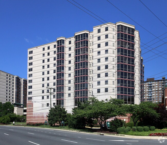 Huntington Gateway Apartments