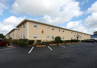 Palms of Mount Dora Apartments