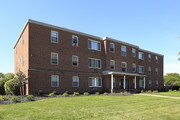 Ellacott Parkway Apartments