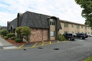 Colonial Village Apartments