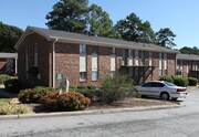 Tara Woods Apartments