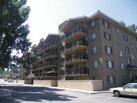 The Lodge at Aspen Grove Apartments