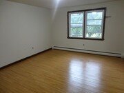 33 Yale St Bangor ME