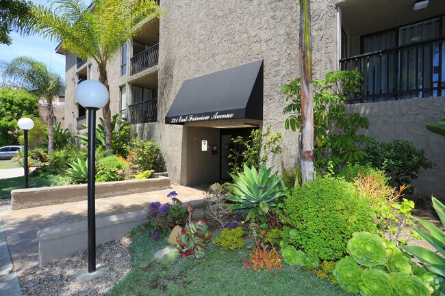 El Patio Apartments