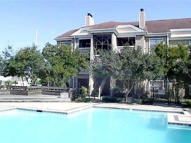 Woodlake Apartments
