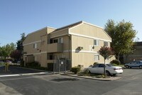 Vintage Square Apartments