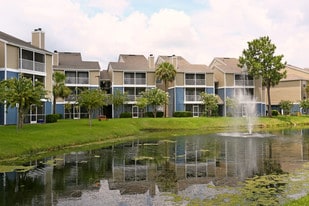 Regatta Shores Apartments