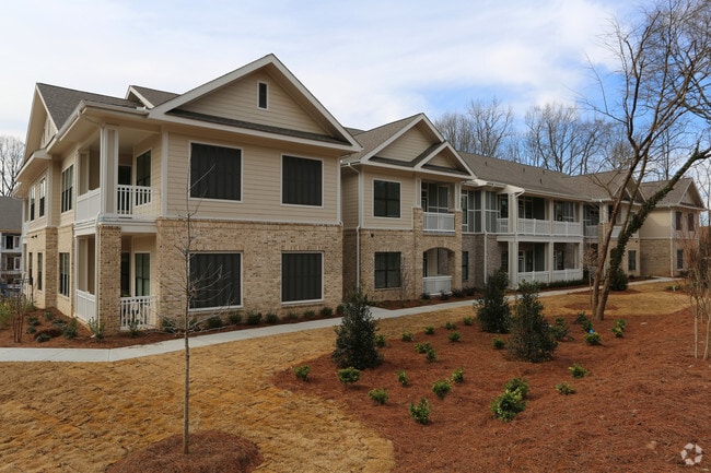 1824 DeFoor Apartments