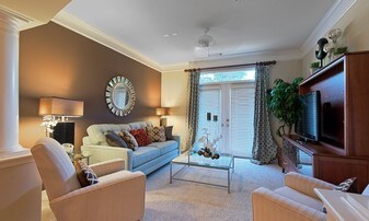 Oberlin Court Apartments