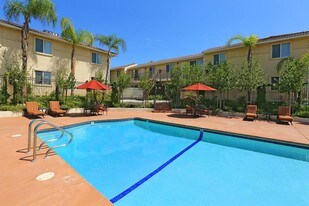 Park Sorrento Apartments