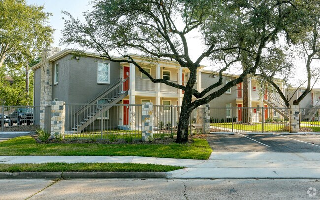 Timbergrove Heights Apartments