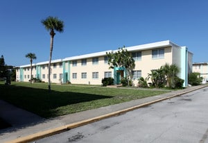 Palms East Apartments