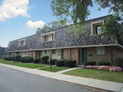 Kingshill Court Apartments & Townhomes
