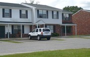 Lakes at Pepperidge Apartments