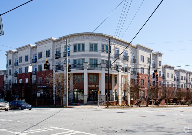 Tremont Apartment Homes
