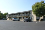 Man O'' War Crossing Apartments