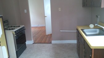 422 Emmett St Scranton PA Apartments